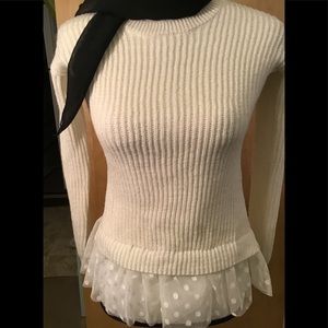Epic Threads shiny cream sweater. L